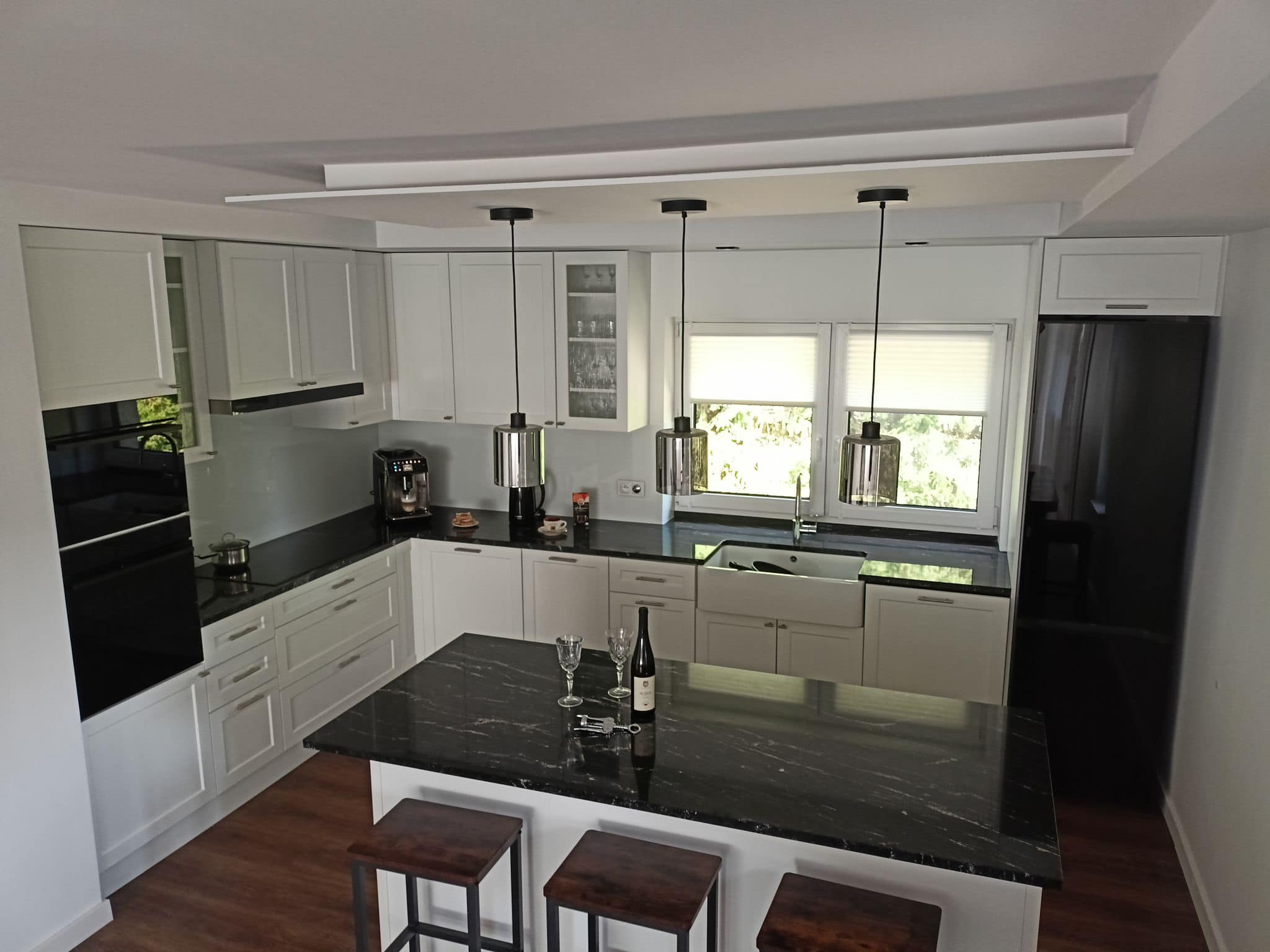 Szeroki wybór blatów granitowych